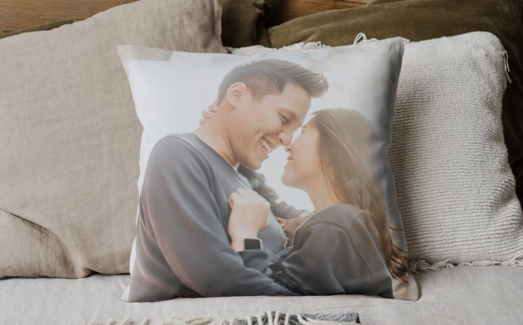 Personalisiertes Valentinstags-Geschenk: Kuschelkissen